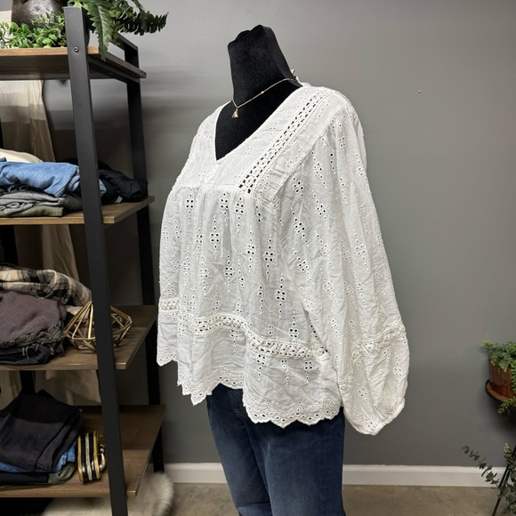 American Eagle white eyelet lace boho blosue top summer preppy womens small - Picture 2 of 8